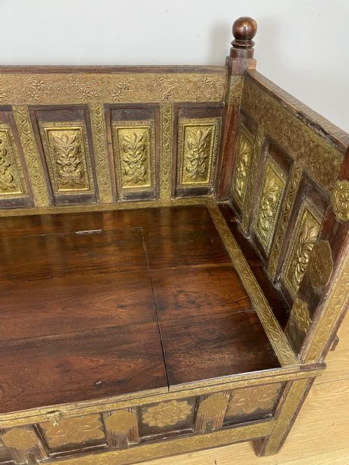 ANGLO INDIAN BOX SETTLE WITH BRASS DECORATION - ADDITIONAL PHOTO 1