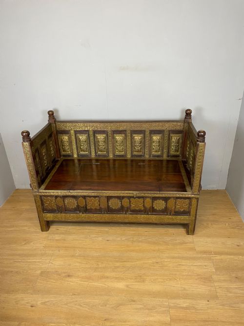 ANGLO INDIAN BOX SETTLE WITH BRASS DECORATION - ADDITIONAL PHOTO 11