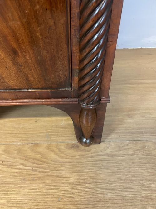 REGENCY FLAME MAHOGANY SIDEBOARD - ADDITIONAL PHOTO 11