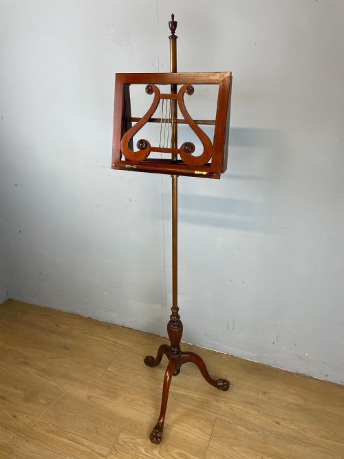 Late C19th Mahogany Music Stand on a Tripod Base