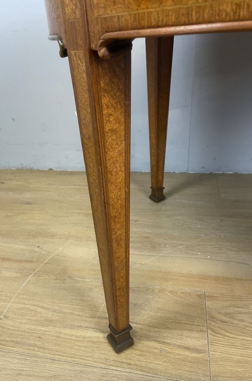 BURR WALNUT COFFEE TABLE CIRCA 1930 - ADDITIONAL PHOTO 4