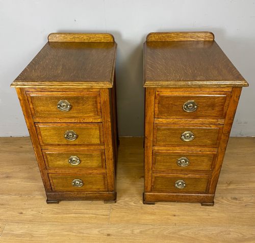 Edwardian Golden Oak Pair of Bedside Cabinets