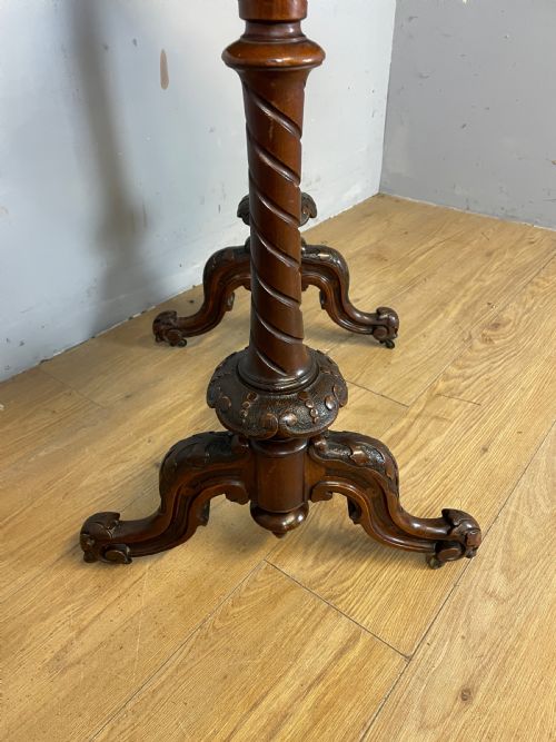 C19TH BURR WALNUT WORK TABLE ON CARVED AND TURNED SUPPORTS - ADDITIONAL PHOTO 7