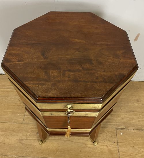 GEORGIAN MAHOGANY OCTAGONAL BRASS BOUND CELLARETTE - ADDITIONAL PHOTO 2