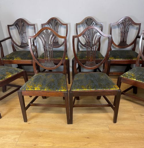SET OF EIGHT GEORGIAN MAHOGANY SHIELD BACK CHAIRS CIRCA 1800 - ADDITIONAL PHOTO 1