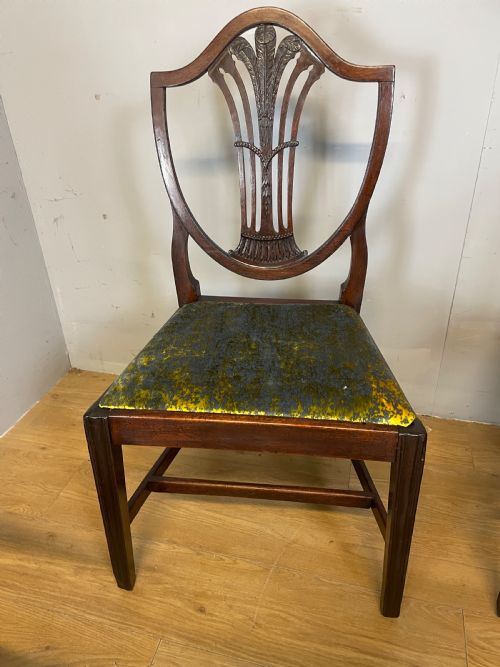SET OF EIGHT GEORGIAN MAHOGANY SHIELD BACK CHAIRS CIRCA 1800 - ADDITIONAL PHOTO 9
