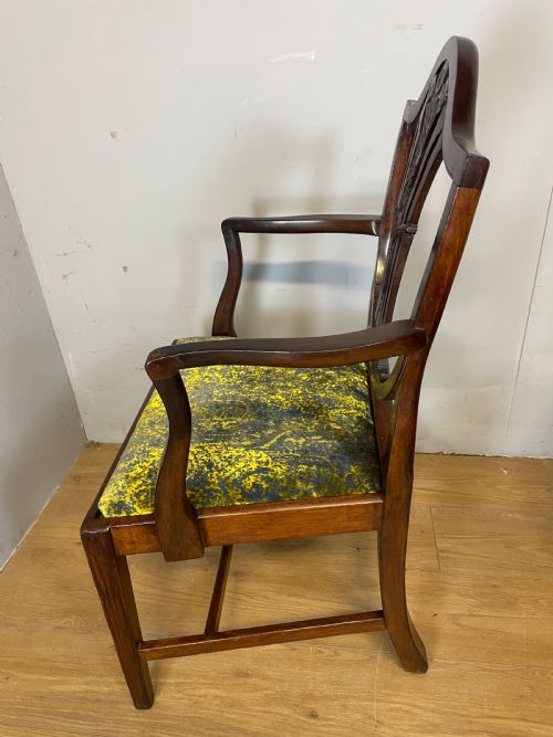 SET OF EIGHT GEORGIAN MAHOGANY SHIELD BACK CHAIRS CIRCA 1800 - ADDITIONAL PHOTO 15
