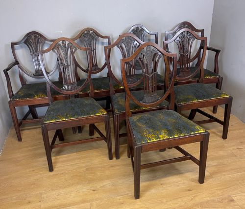 SET OF EIGHT GEORGIAN MAHOGANY SHIELD BACK CHAIRS CIRCA 1800 - ADDITIONAL PHOTO 3