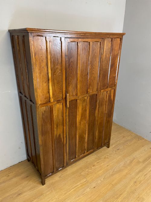 SOLID OAK GENTLEMANS WARDROBE IN THE STYLE OF THE COTSWOLD SCHOOL