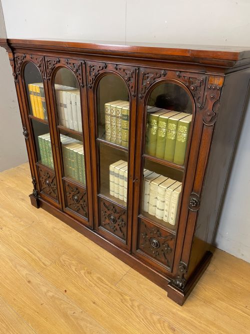 C19TH WALNUT FREESTANDING BOOKCASE IN THE STYLE OF PUGIN - ADDITIONAL PHOTO 5