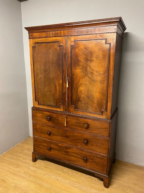 Georgian Country House Flame Mahogany Linen Press Circa 1800