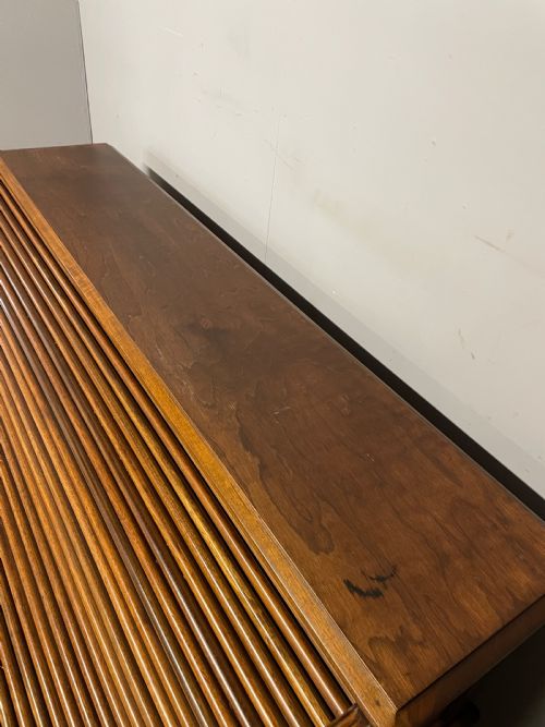 EDWARDIAN WALNUT AMERICAN ROLL TOP DESK CIRCA 1910 - ADDITIONAL PHOTO 3