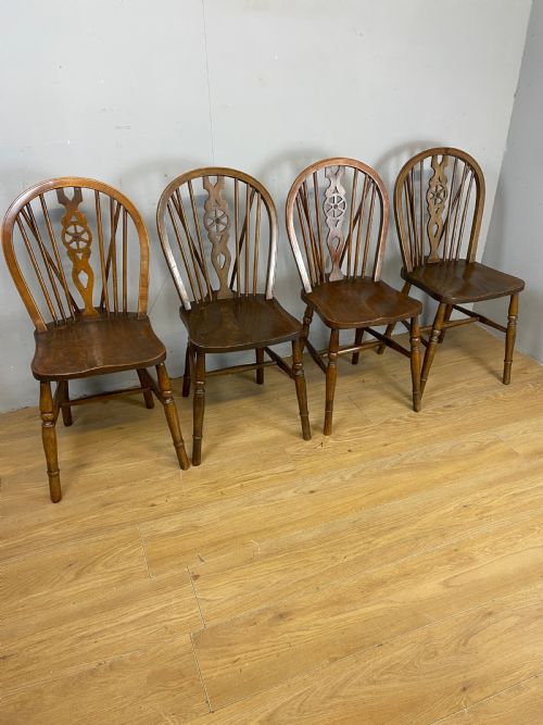 Set of 4 Edwardian Elm and Beech Country Wheel Back Chairs