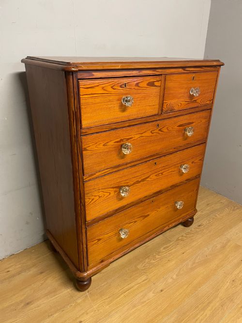 C19th Pine Chest of Drawers