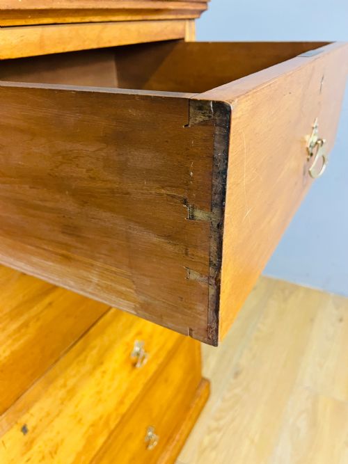 C19TH SATIN WALNUT GOTHIC STYLE CHEST OF DRAWERS - ADDITIONAL PHOTO 12