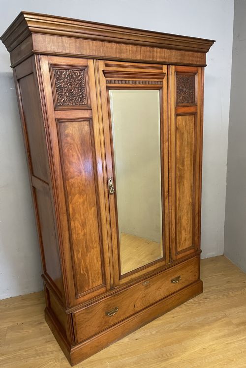 LATE C19TH ARTS AND CRAFTS SATIN WALNUT WARDROBE - ADDITIONAL PHOTO 3