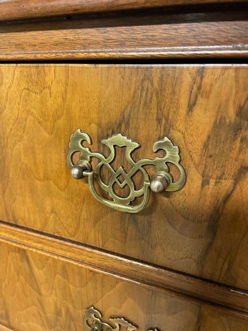EARLY C20TH BURR WALNUT CHEST ON CHEST - ADDITIONAL PHOTO 3