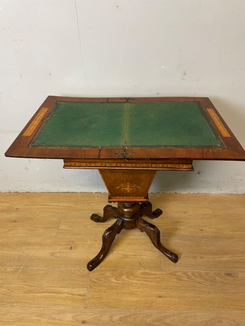 C19TH INLAID WALNUT GAMES SEWING TABLE IN SUPERB ORIGINAL CONDITION - ADDITIONAL PHOTO 8