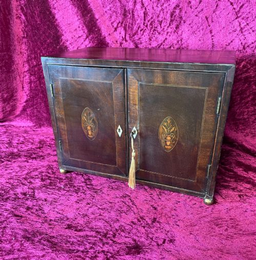 GEORGIAN SMALL INLAID MAHOGANY SPICE CABINET CIRCA 1810 - ADDITIONAL PHOTO 1