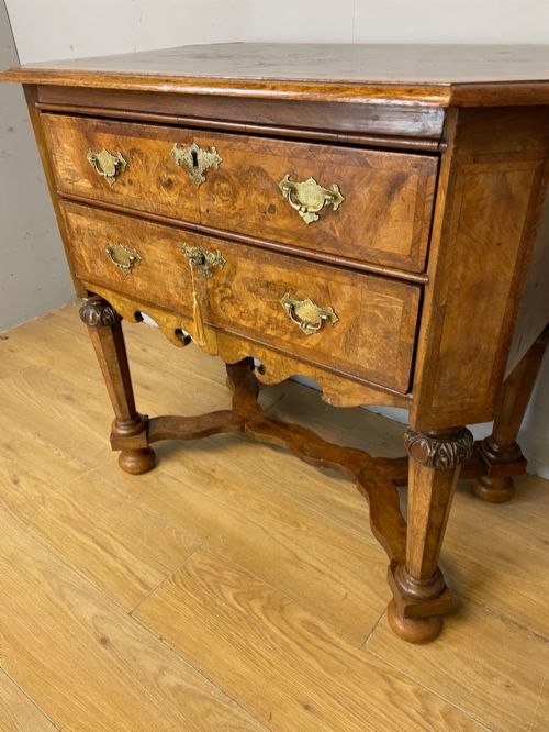 SHOOLBRED AND CO BURR WALNUT CARVED LOWBOY CIRCA 1890 - ADDITIONAL PHOTO 3