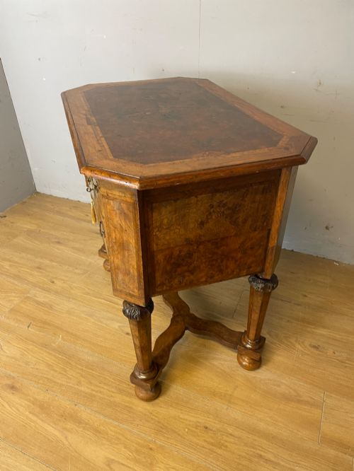 SHOOLBRED AND CO BURR WALNUT CARVED LOWBOY CIRCA 1890 - ADDITIONAL PHOTO 9