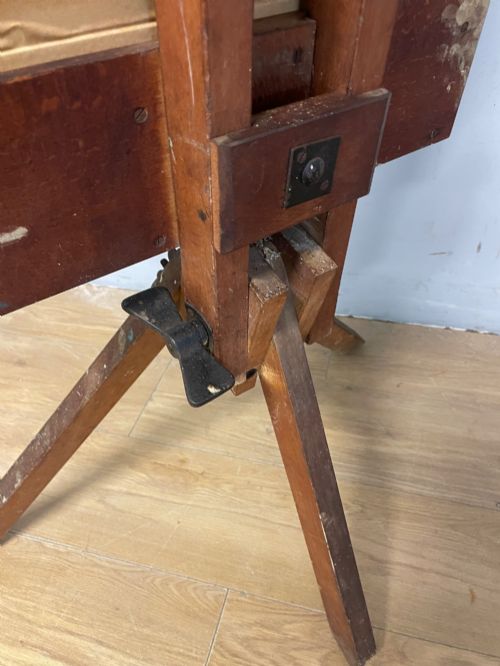 EARLY WINSOR AND NEWTON STUDIO EASEL - ADDITIONAL PHOTO 8