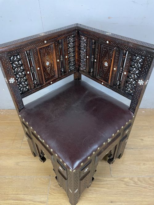 C19TH INLAID CARVED CORNER CHAIR WITH MASHRABIYA PANELS ATTRIBUTED TO LIBERTY AND CO - ADDITIONAL PHOTO 6