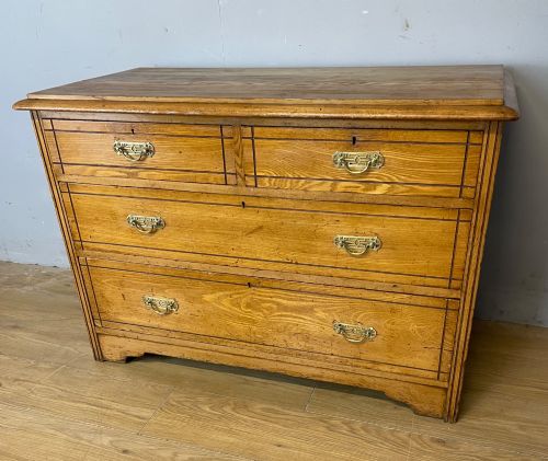 ARTS AND CRAFTS SOLID ASH THREE HEIGHT CHEST OF DRAWERS - ADDITIONAL PHOTO 8