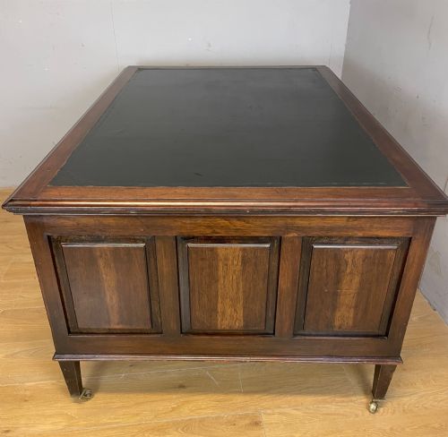 EDWARDIAN MAHOGANY PARTNERS DESK BY COOKES OF FINSBURY LONDON - ADDITIONAL PHOTO 6