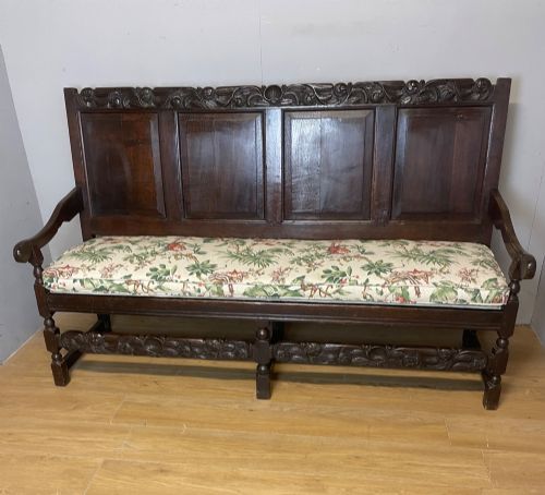 GEORGIAN CARVED OAK FOUR PANEL SETTLE - ADDITIONAL PHOTO 1
