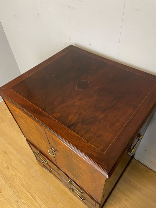 GEORGIAN INLAID FLAME MAHOGANY SIDE CABINET - ADDITIONAL PHOTO 3