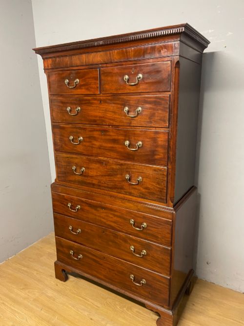 GEORGIAN FLAME MAHOGANY COUNTRY HOUSE CHEST ON CHEST - ADDITIONAL PHOTO 5