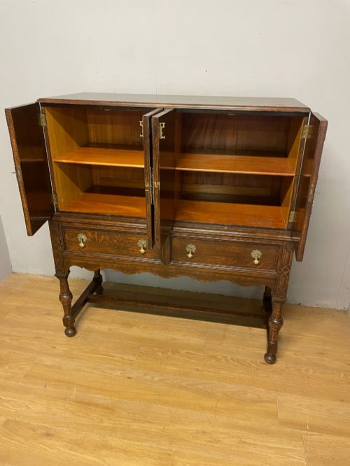SOLID OAK JACOBEAN STYLE SIDE CABINET CIRCA 1920 - ADDITIONAL PHOTO 5