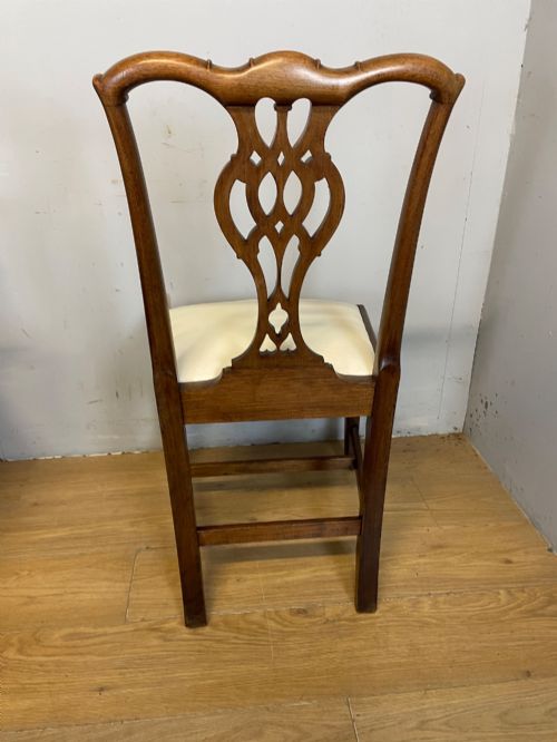 EDWARDIAN SET OF EIGHT SOLID MAHOGANY CHIPPENDALE STYLE DINING CHAIRS - ADDITIONAL PHOTO 11