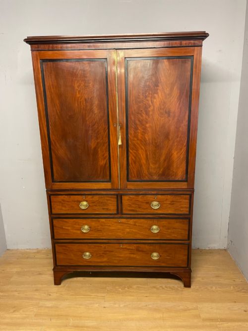 GEORGIAN FLAME MAHOGANY COUNTRY HOUSE LINEN PRESS - ADDITIONAL PHOTO 1