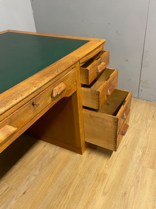 ART DECO GOLDEN OAK TWIN PEDESTAL DESK - ADDITIONAL PHOTO 5