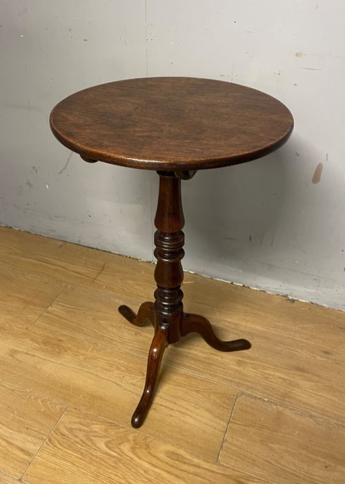 Georgian Mahogany Tilt Top Tripod Wine Table
