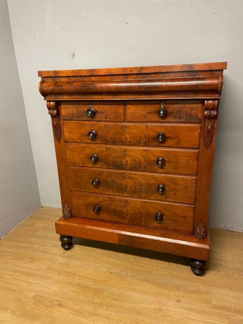 C19TH superb quality flame mahogany Scottish  chest of drawers