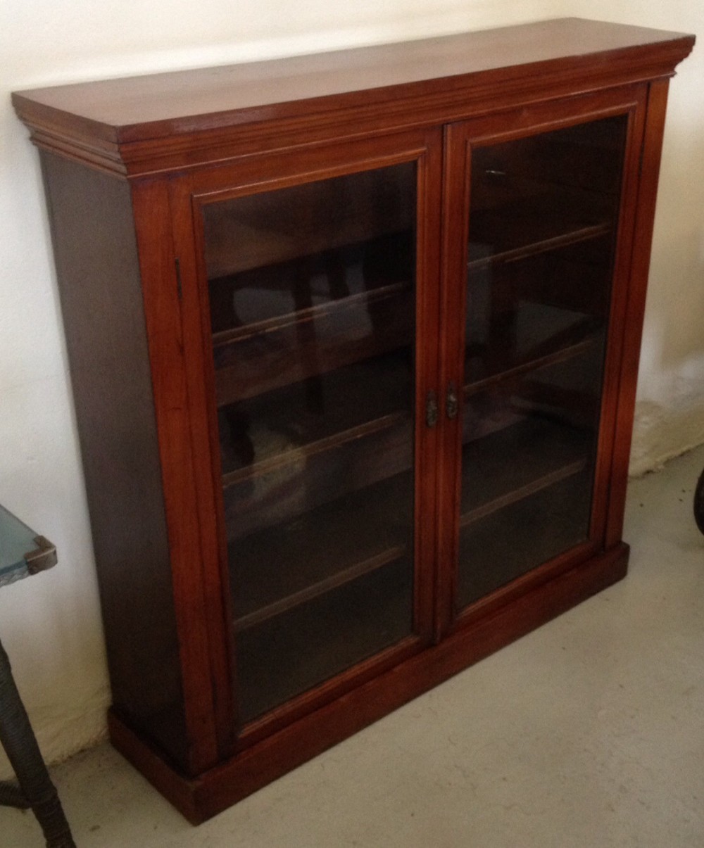 Late Victorian glazed mahogany bookcase