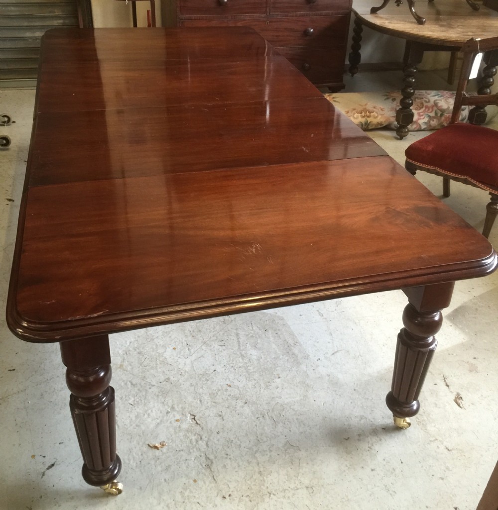 Nineteenth century mahogany 10 seater dining table for restoration 