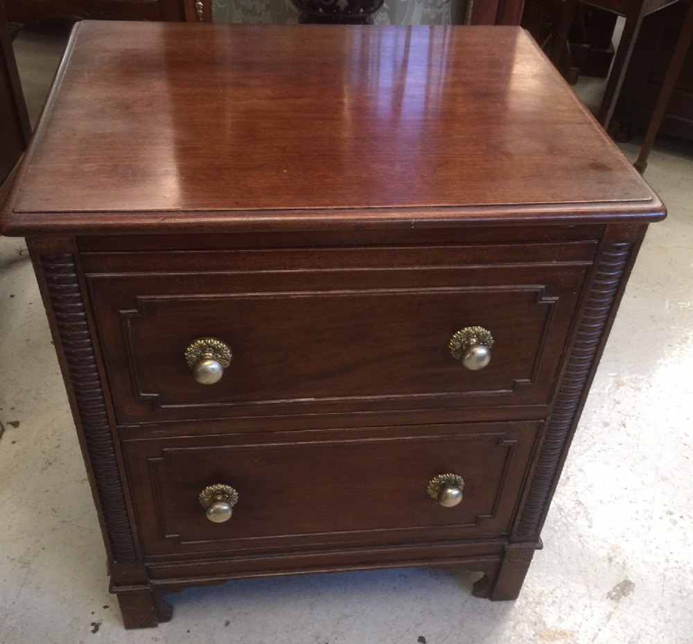 William IV mahogany chest small proportions 