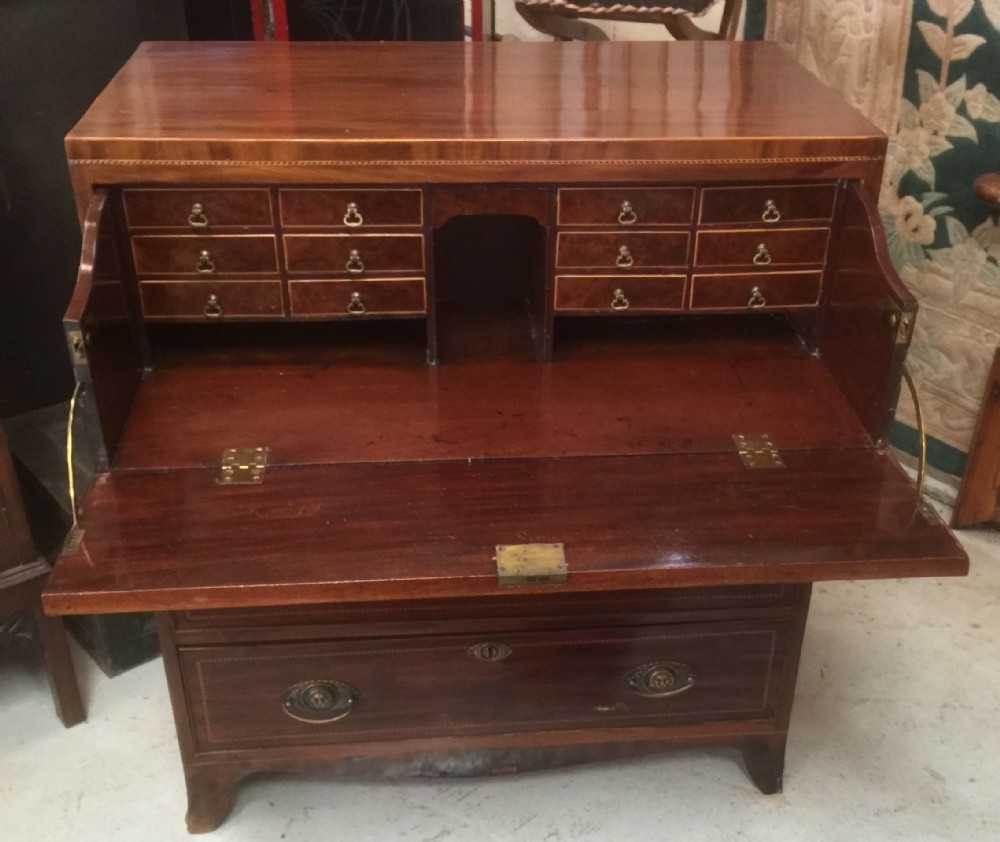 Superb Georgian inlaid mahogany secretaire chest
