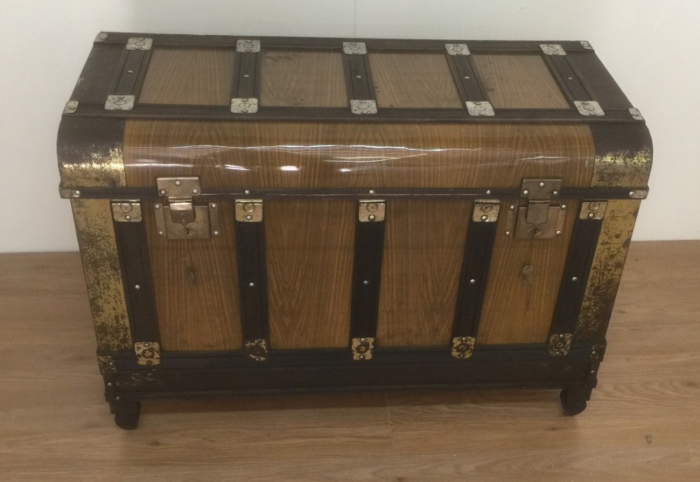 Unusual printed metal and pine trunk circa 1920