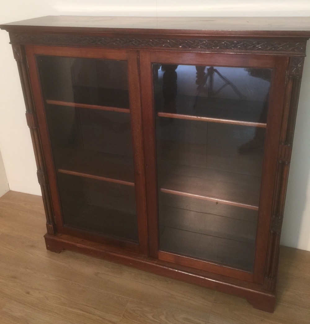 Victorian mahogany freestanding bookcase unusual design with columns 