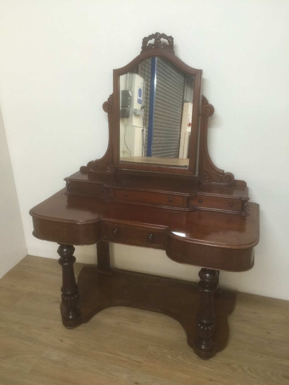Victorian mahogany Duchesse dressing table circa 1870