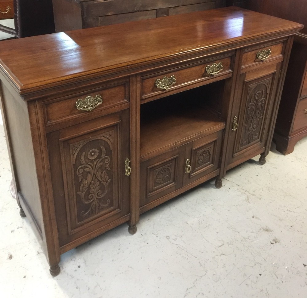 Victorian carved walnut sideboard 