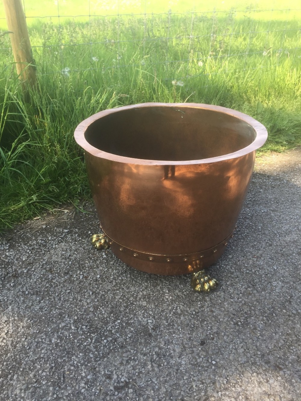 Large copper Arts and Crafts log bin  stunning quality
