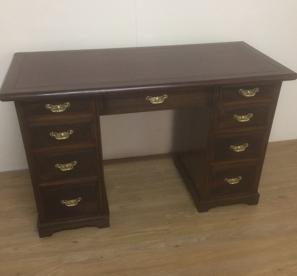 Edwardian twin Pedestal Mahogany Desk 