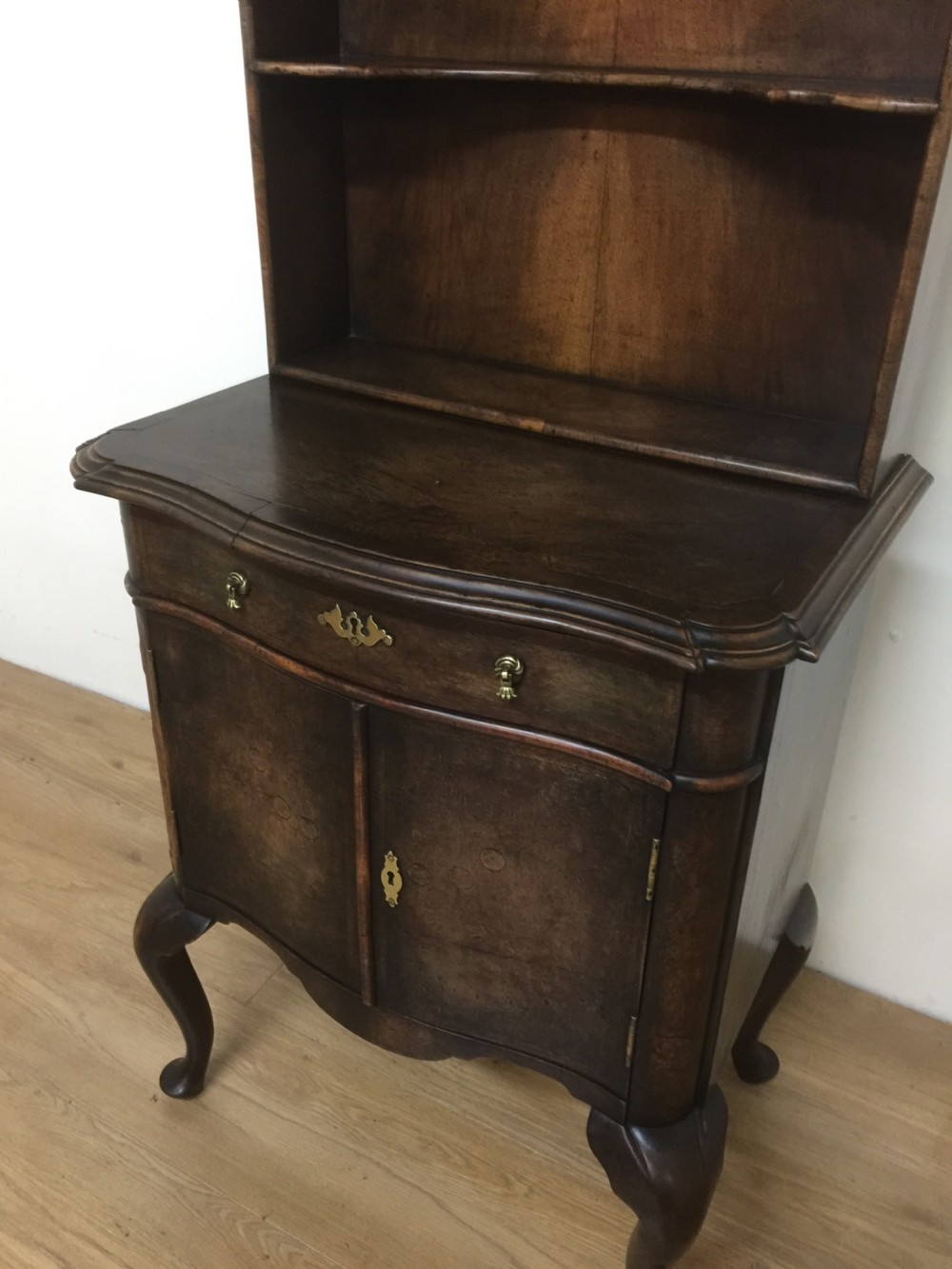 Queen Anne style walnut open display cabinet circa 1920 View IV