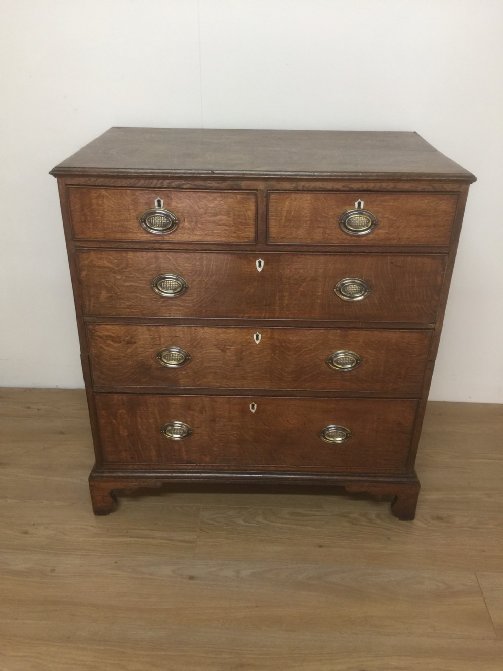 Georgian Oak four height chest of drawers circa 1780 View XI